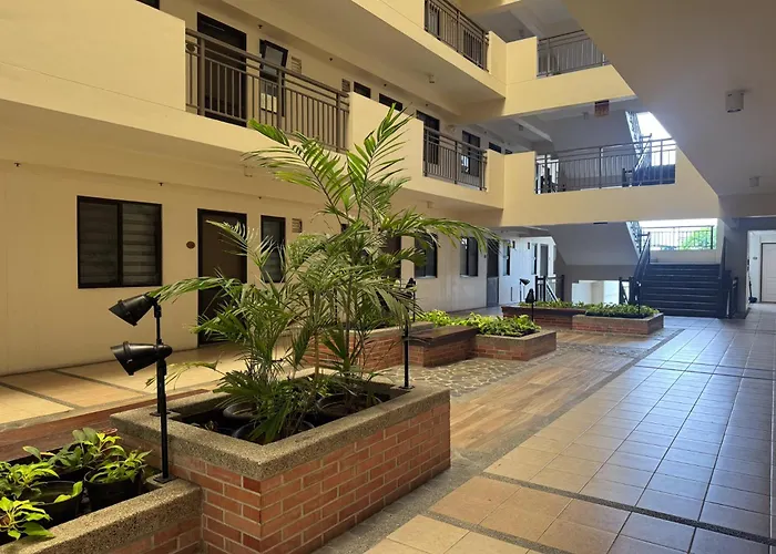 Apartamento Boutique One-bedroom Near Airport, Business Hubs *