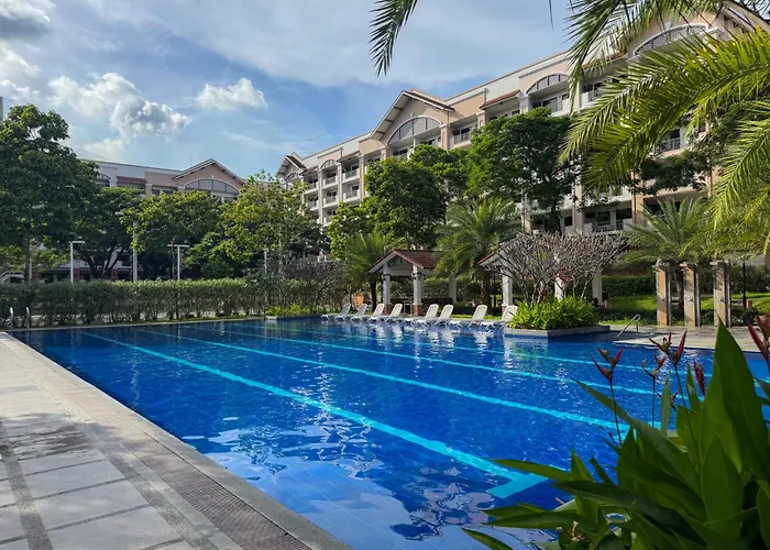 Boutique One-bedroom Near Airport, Business Hubs